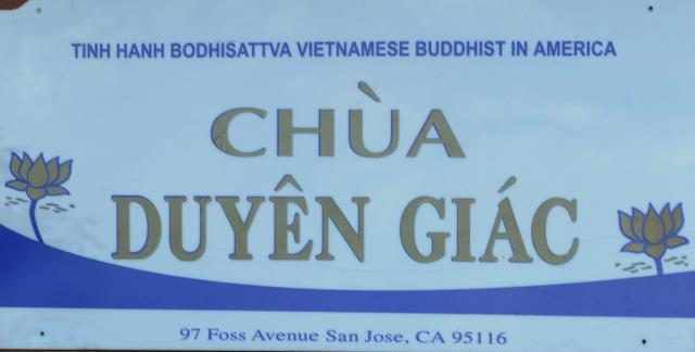 Thượng tọa Thích Nhật Từ giảng pháp tại chùa Duyên Giác, San Jose, Hoa Kỳ.