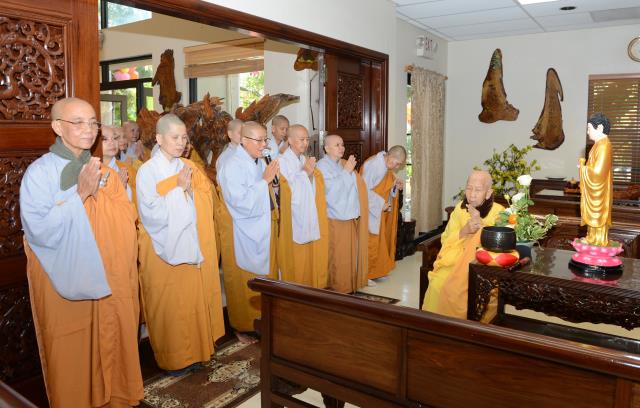 Đại lễ Phật đản PL.2561 tại chùa Đức Viên,San Jose (Hoa Kỳ)