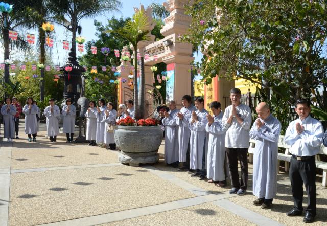 Đại lễ Phật đản PL.2561 tại chùa Đức Viên,San Jose (Hoa Kỳ)