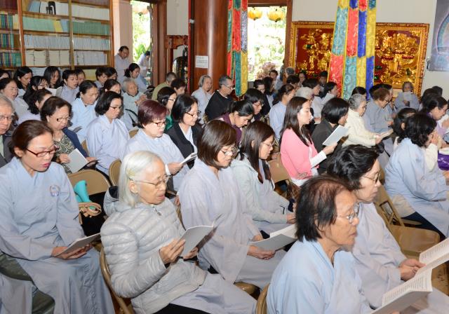 Đại lễ Phật đản PL.2561 tại chùa Đức Viên,San Jose (Hoa Kỳ)