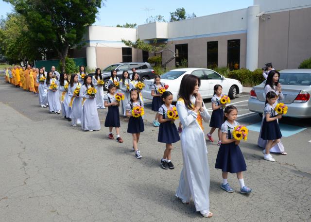 Đại Lễ Phật Đản Tại Niệm Phật Đường Fremont, Hoa Kỳ