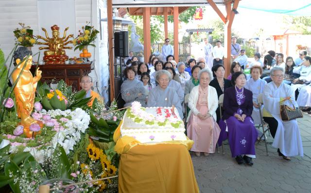 Đại Lễ Phật Đản PL 2561 Tại Ấn Tôn Thiền Đường, San Jose, Hoa Kỳ