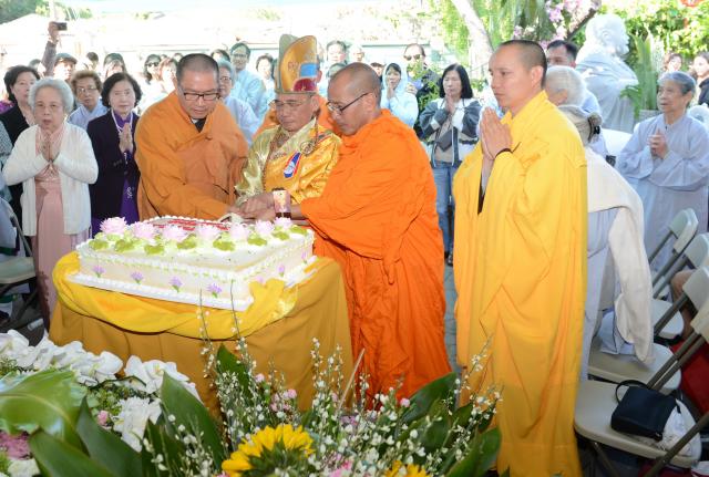 Đại Lễ Phật Đản PL 2561 Tại Ấn Tôn Thiền Đường, San Jose, Hoa Kỳ