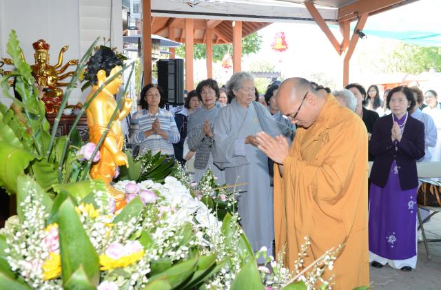 Đại Lễ Phật Đản PL 2561 Tại Ấn Tôn Thiền Đường, San Jose, Hoa Kỳ