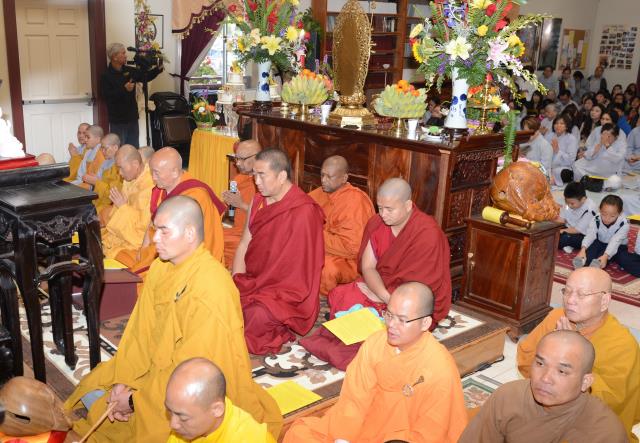 Đại lễ Phật đản PL. 2561 tại chùa Phổ Từ (California,Hoa Kỳ)