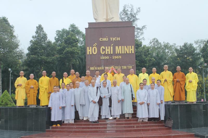 Phật Đản tại Đồng Tháp với việc làm hữu ích