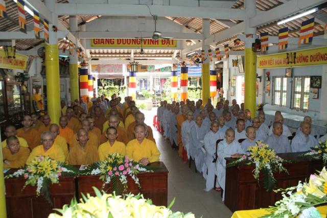 Đồng Tháp: HT. Thích Giác Liêm thuyết giảng đạo tràng an cư kiết hạ
