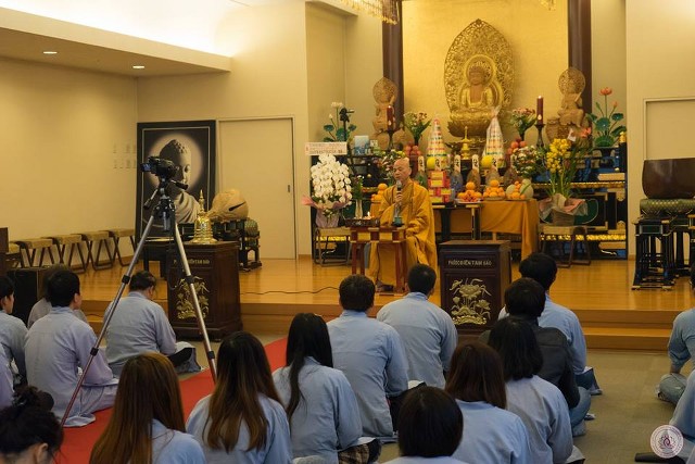 Nhật Bản: Lễ hằng thuận tại chùa Nisshinkutsu