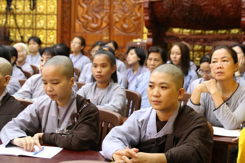 Ngày tu tập thứ hai tại khóa tu xuất gia gieo duyên chùa Giác Ngộ