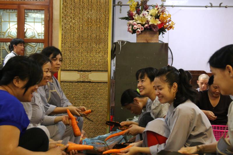 Ngày tu tập thứ hai tại khóa tu xuất gia gieo duyên chùa Giác Ngộ