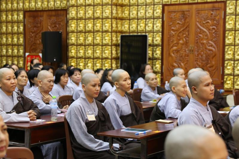 Ngày tu tập thứ hai tại khóa tu xuất gia gieo duyên chùa Giác Ngộ