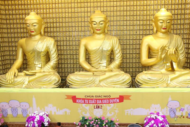 Ngày tu tập thứ hai tại khóa tu xuất gia gieo duyên chùa Giác Ngộ