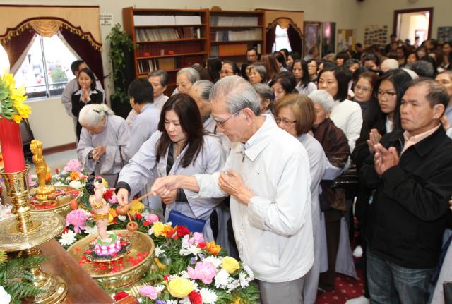 Đại lễ Phật đản PL. 2561 tại chùa Phổ Từ (California,Hoa Kỳ)