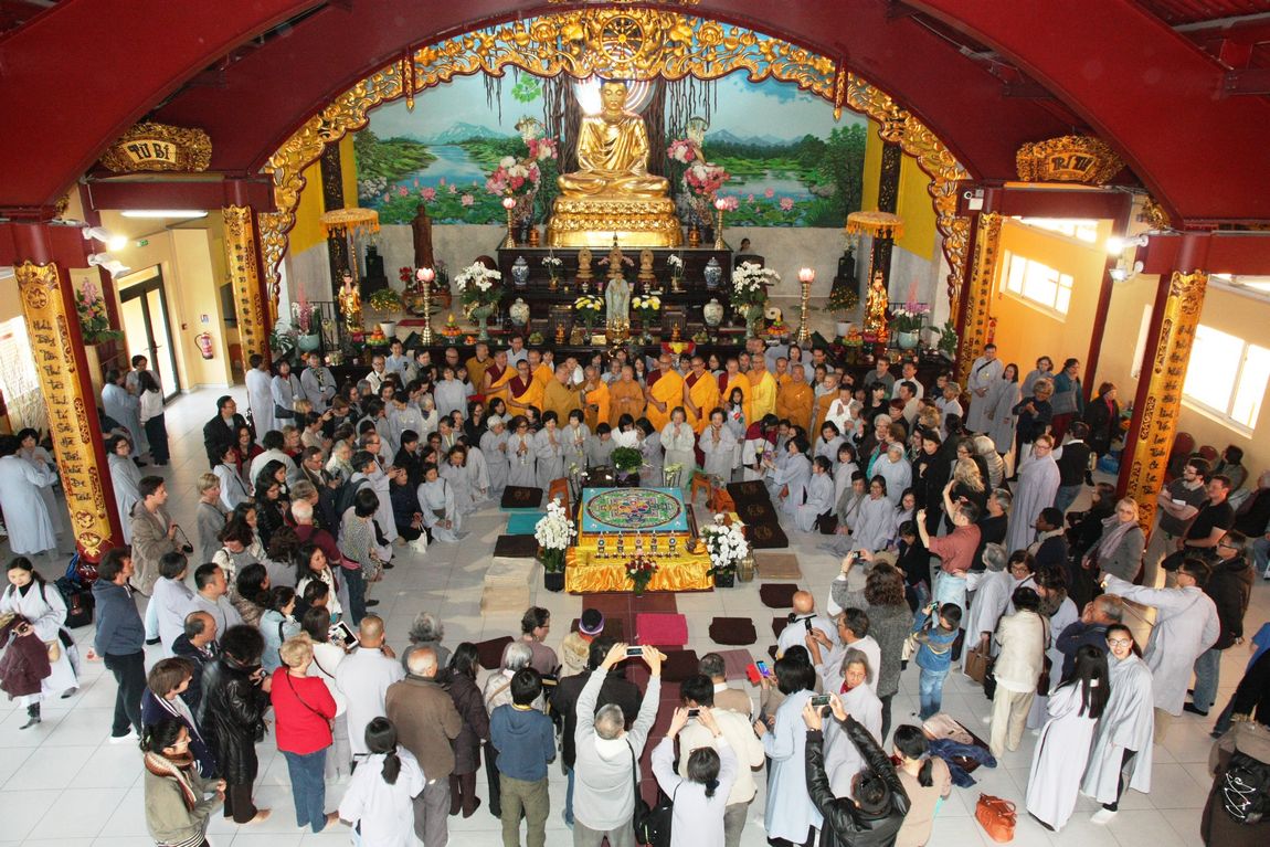 Đạo tràng Mạn Đà La Quan Thế Âm Bồ Tát (Chùa Khánh Anh,Évry)