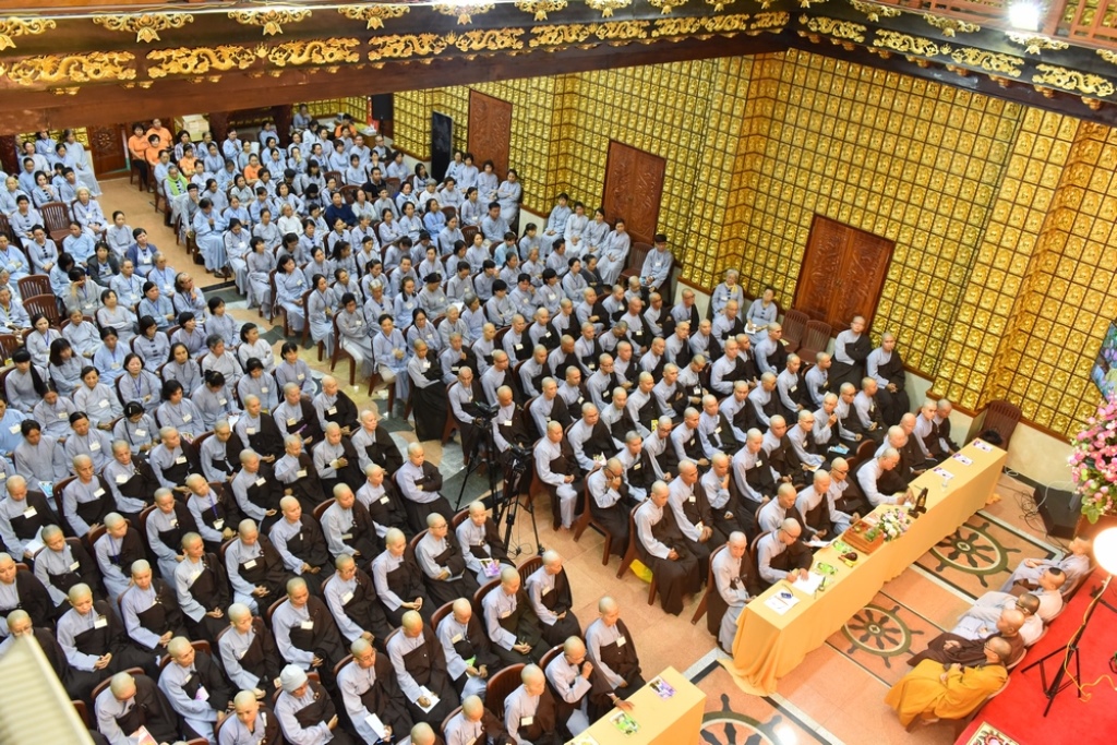 Dấu ấn ngày đầu tại khóa tu xuất gia II và khóa tu an lạc 18