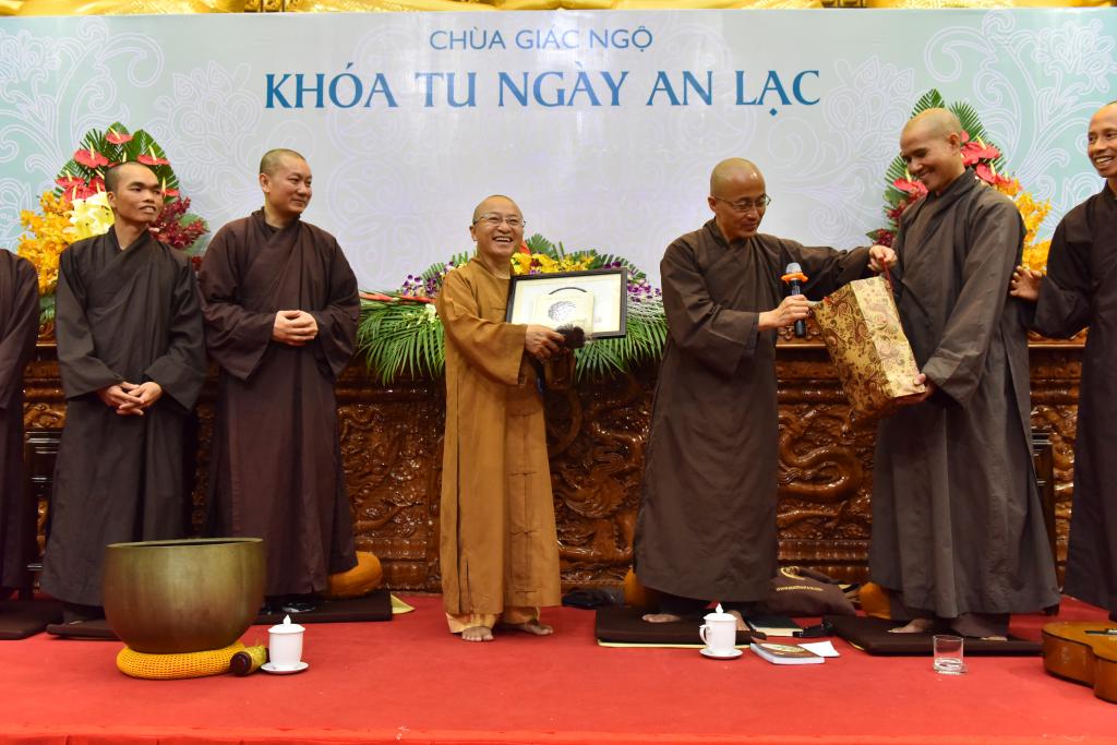 Chùa Giác Ngộ: Khóa tu ngày an lạc lần thứ 15