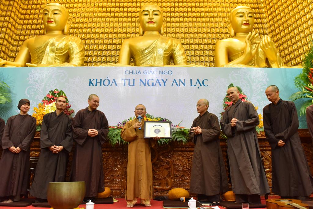 Chùa Giác Ngộ: Khóa tu ngày an lạc lần thứ 15
