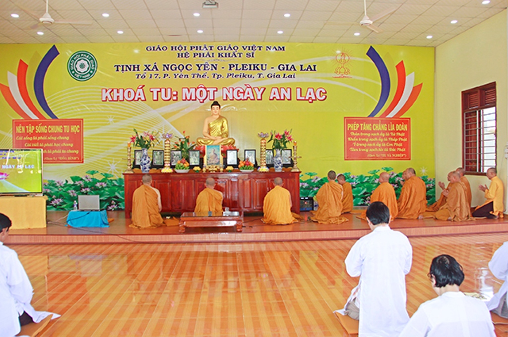 Gia Lai: Khóa tu một ngày an lạc