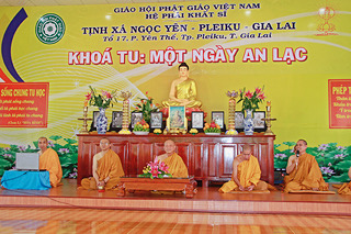 Gia Lai: Khóa tu một ngày an lạc