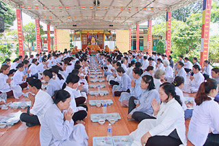 Gia Lai: Khóa tu một ngày an lạc