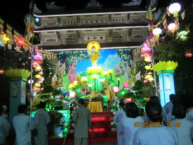 Thượng tọa Thích Thông Huệ thuyết giảng tại chùa Đức Hòa