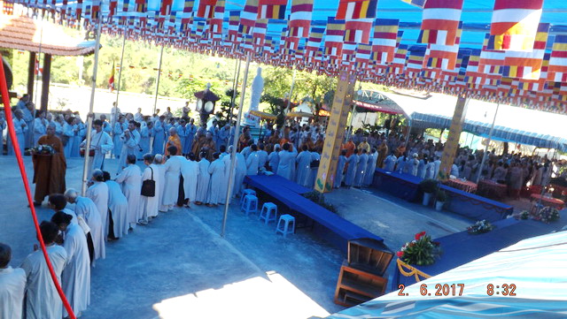 Chùa Linh Sơn Pháp Ấn: Lễ khai kinh mở đầu lễ khánh tạ lạc thành chánh điện.