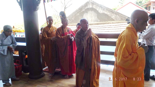 Chùa Linh Sơn Pháp Ấn: Lễ khai kinh mở đầu lễ khánh tạ lạc thành chánh điện.