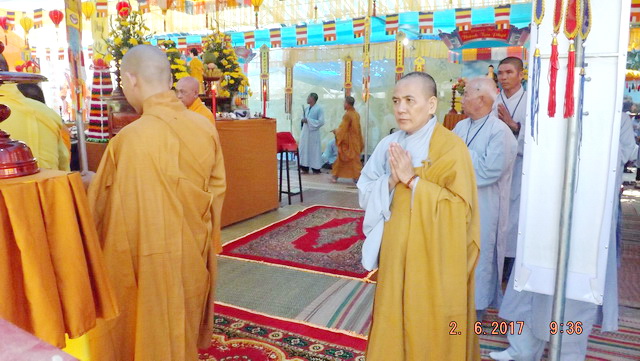 Chùa Linh Sơn Pháp Ấn: Lễ khai kinh mở đầu lễ khánh tạ lạc thành chánh điện.