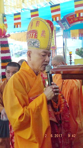 Chùa Linh Sơn Pháp Ấn: Lễ khai kinh mở đầu lễ khánh tạ lạc thành chánh điện.