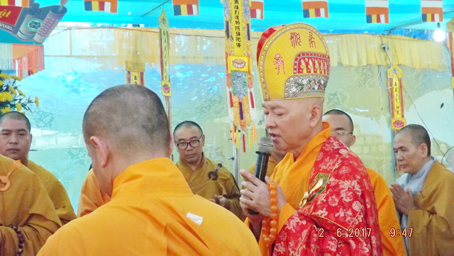 Chùa Linh Sơn Pháp Ấn: Lễ khai kinh mở đầu lễ khánh tạ lạc thành chánh điện.