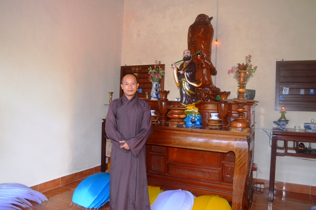 Thăm Chùa Đại Hải trên đảo Bãi Giếng (Khải Lương- Vạn Thạnh) mùa Phật đản 2017