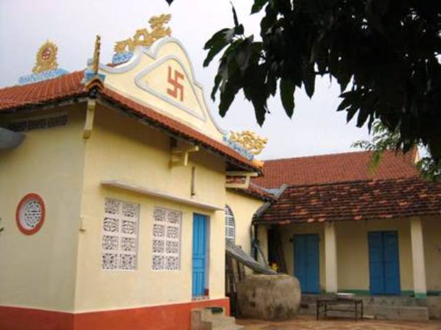 Thăm Chùa Đại Hải trên đảo Bãi Giếng (Khải Lương- Vạn Thạnh) mùa Phật đản 2017