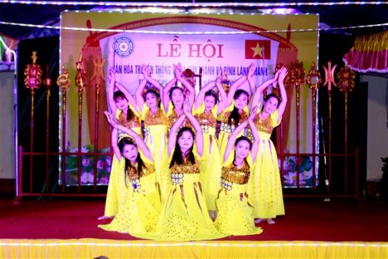 Đêm hoa đăng cầu nguyện hòa bình tại chùa Kim Thành - Nga Sơn