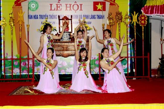 Đêm hoa đăng cầu nguyện hòa bình tại chùa Kim Thành - Nga Sơn