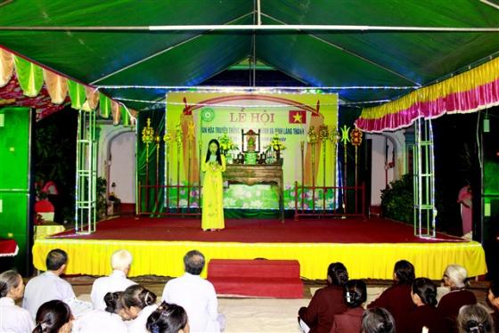 Đêm hoa đăng cầu nguyện hòa bình tại chùa Kim Thành - Nga Sơn