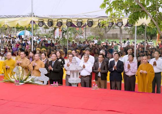Khai mạc lễ hội truyền thống năm 2017 chùa Kim Liên - Nga Sơn