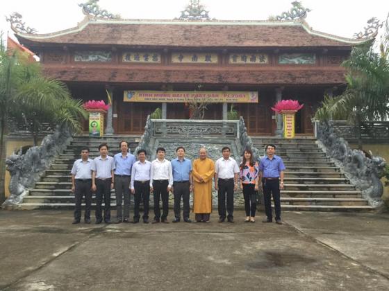 Ban Dân vận tỉnh ủy chúc mừng Phật đản BTS PG TP. Sầm Sơn