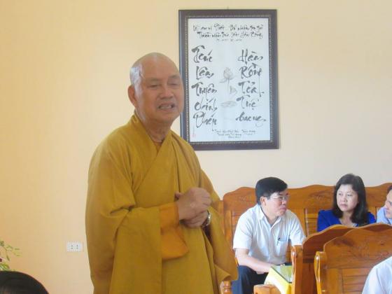 Lãnh đạo tỉnh,thành phố Thanh Hóa chúc mừng chư tôn đức và Phật tử TVTL Hàm Rồng nhân đại lễ Phật đản
