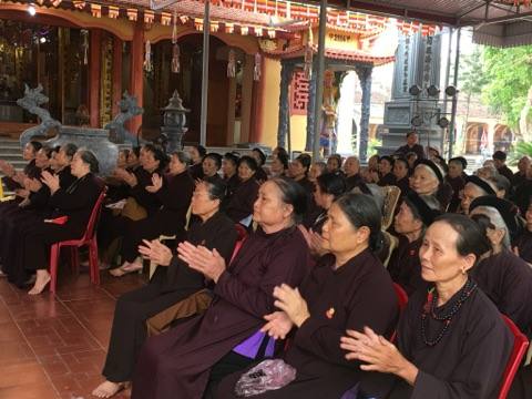 Mùa Phật Đản tại mái chùa làng biển Quảng Nham