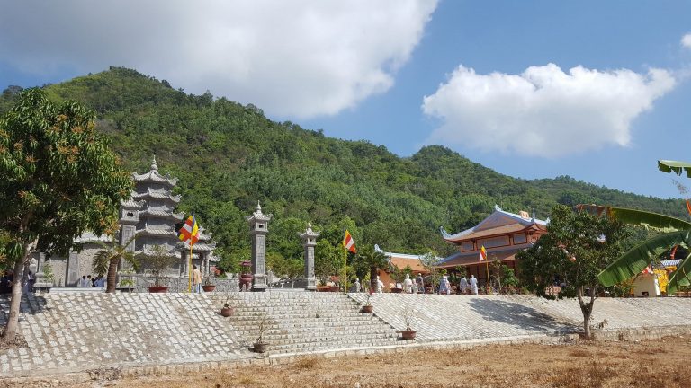 Nha Trang: Trang nghiêm lễ Khánh thành chùa Nghĩa Sơn
