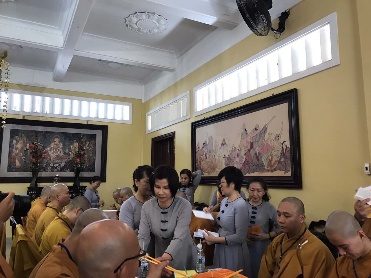 QUỸ DẠO PHẬT NGÀY NAY CÚNG DƯỜNG TRƯỜNG HẠ CHÙA ẤN QUANG