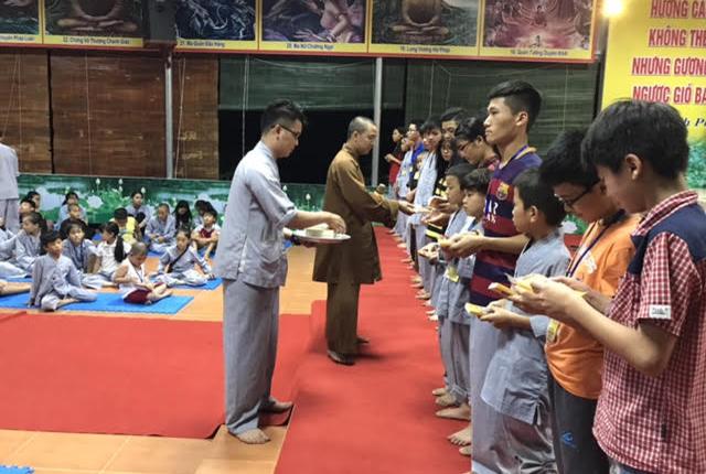 Hưng Yên: Khoá tu tuổi trẻ chùa Hoàng Xá