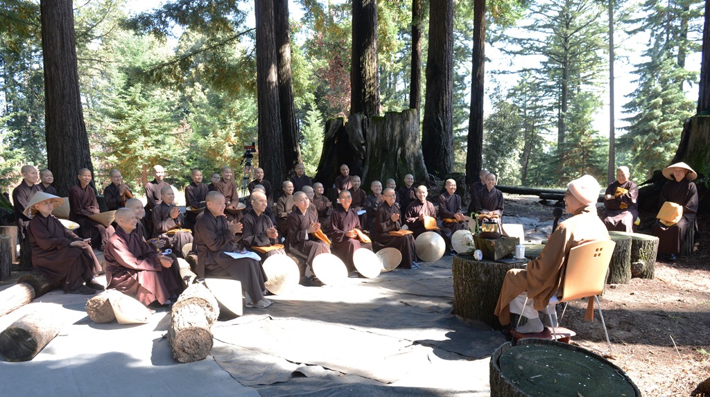 Đức Viên Tịnh Uyển, California (Hoa Kỳ) Tổ Chức Khóa Tịnh Tu Năm 2017 .