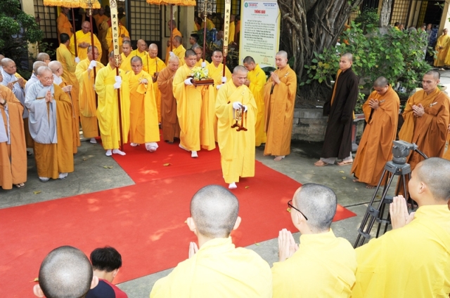 Lễ nhập kim quan cố HT.Thích Quang Đạo