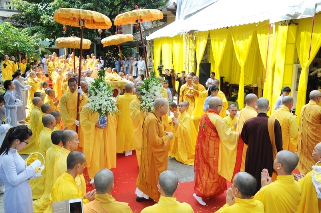 Lễ nhập kim quan cố HT.Thích Quang Đạo