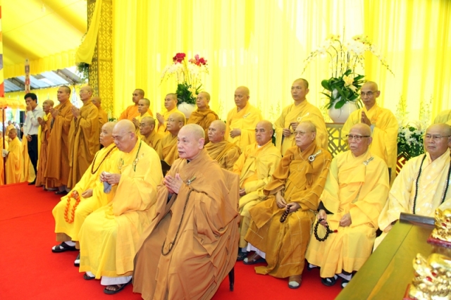 Lễ nhập kim quan cố HT.Thích Quang Đạo