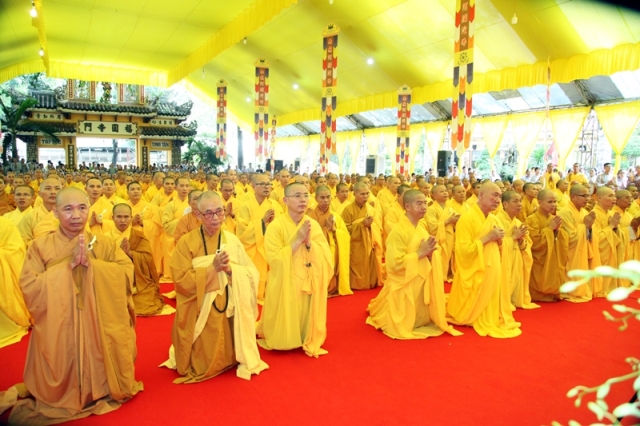 Lễ nhập kim quan cố HT.Thích Quang Đạo