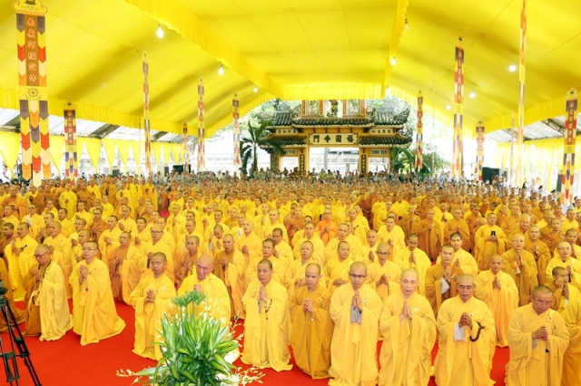 Lễ nhập kim quan cố HT.Thích Quang Đạo