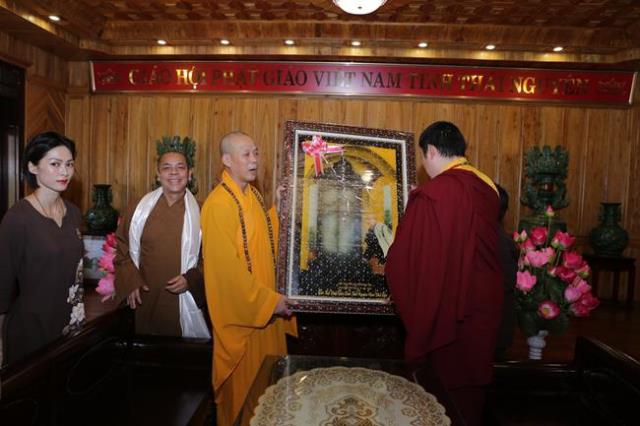 Giao lưu văn hóa Phật giáo Việt Nam- Nepal với phái đoàn Đức Phachok Rinpoche tại Thái Nguyên