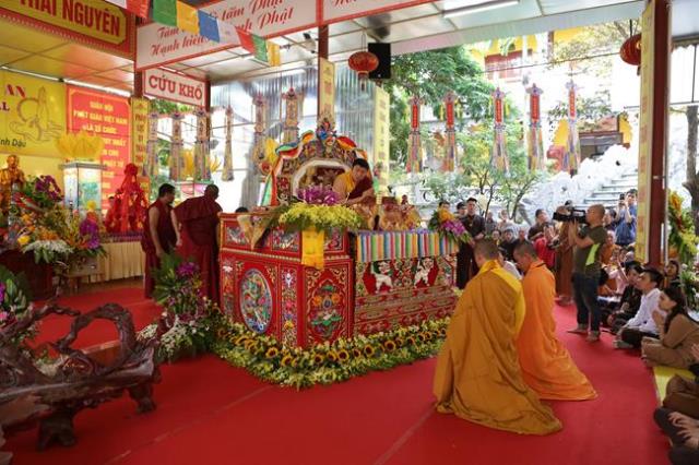 Giao lưu văn hóa Phật giáo Việt Nam- Nepal với phái đoàn Đức Phachok Rinpoche tại Thái Nguyên